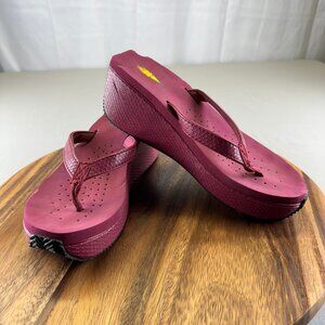 Volatile Women's Cha-Ching Wedge Sandals Red/Maroon Platform Wedge Summer Sz 9